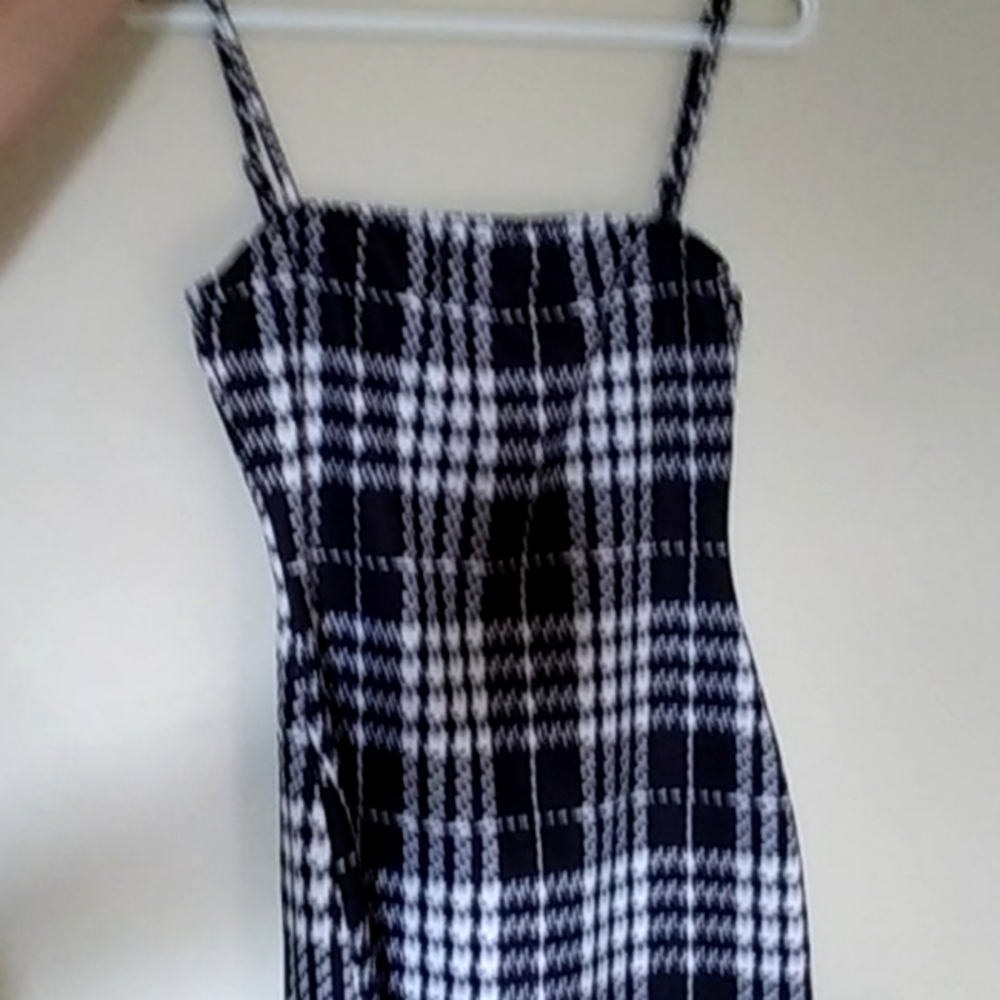 Black and white dress